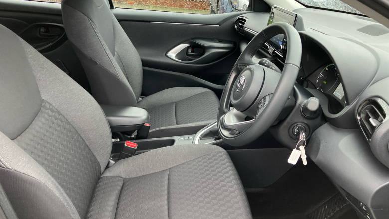 Toyota Yaris 1.5 Hybrid Icon 5dr CVT Hybrid Hatchback